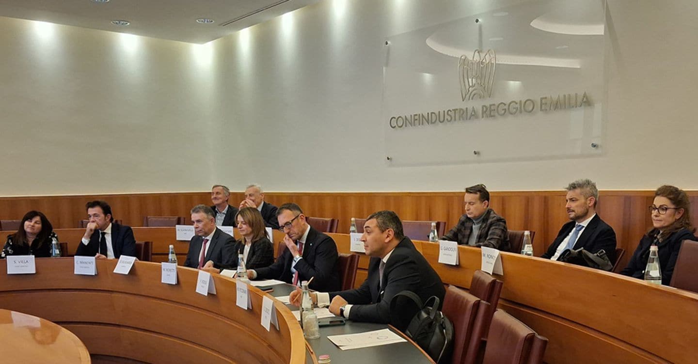 Reggio Emilia l’industria teme la stretta creditizia di inizio 2026